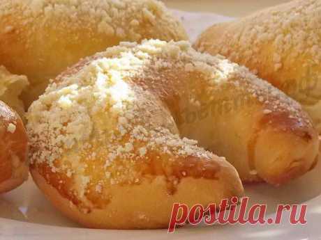 Булочки с посыпкой Подковки