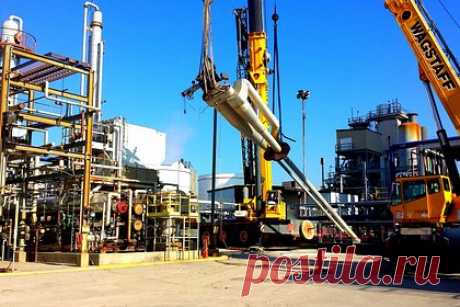 Министр финансов предложил добывать в Германии сланцевый газ. Германии следует изучить вопрос добычи природного газа на своей территории методом гидравлического разрыва пласта (сланцевый газ), хотя сейчас он и запрещен. С таким предложением выступил министр финансов страны Кристиан Линднер, предложивший не отказываться от фрекинга из-за идеологических соображений.