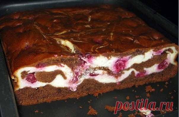 Лучшие кулинарные рецепты: Брауни с творогом и вишней