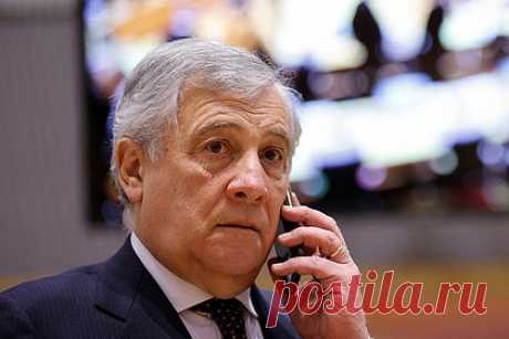 В ЕС высказались о неподходящем моменте для вступления Украины в НАТО. Время для вступления Украины в НАТО еще не наступило, присоединение Киева к западному оборонному блоку возможно лишь через достижение мира, но первые шаги к членству могут быть сделаны на ближайшем саммите альянса в Вильнюсе. В таком ключе высказался глава МИД Италии Антонио Таяни в интервью газете La Stampa.
