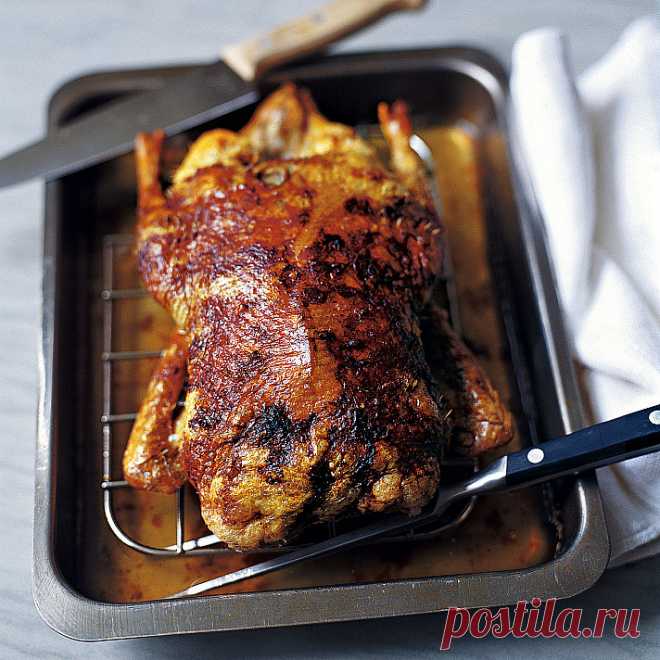 Pernai ši antis tiesiog dingo nuo stalo. Šiemet dalinuosi receptu! ;) Tobulas marinatas paukštienai. Kepta antis. - patiekalas, kurį nesunkiai pasigaminsite pagal šį receptą. Daug gerų, išbandytų receptų, kuriuos privalai išmėginti!