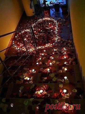 мужчина нужен женщине,чтобы позволить ей быть слабой.Сильной она может быть и без него.