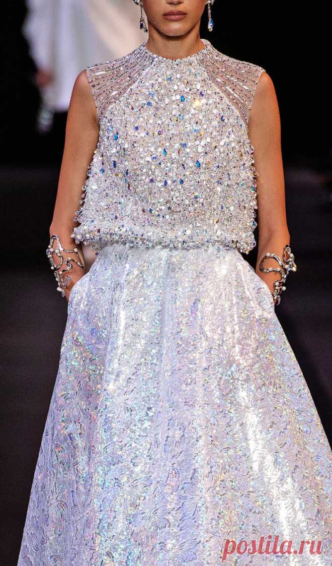 Взгляд подхалима: GEORGES HOBEIKA Осень Зима 2018/19 Couture