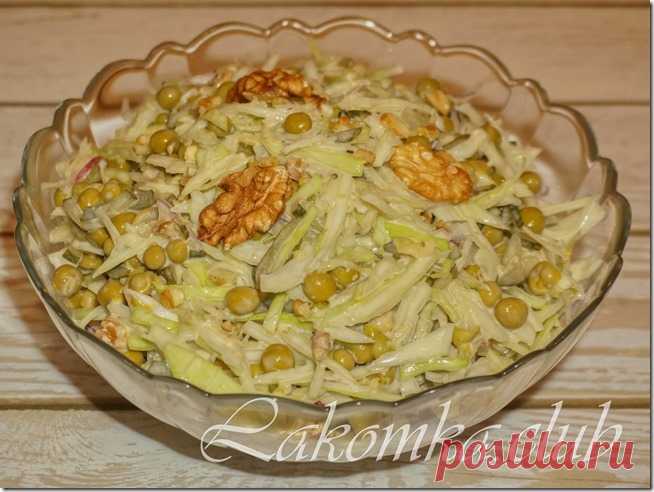 Салат из капусты с малосольными огурцами - lakomka.club
