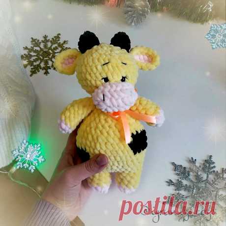 PDF Бычок-малышок крючком. FREE crochet pattern; Аmigurumi animal patterns. Амигуруми схемы и описания на русском. Вязаные игрушки и поделки своими руками #amimore - корова, коровка, телёнок, плюшевый бык, бычок из плюшевой пряжи.