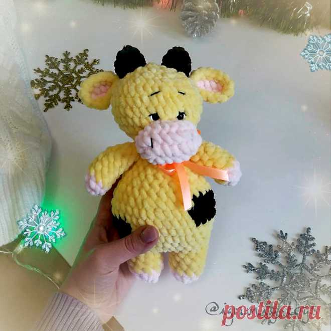 PDF Бычок-малышок крючком. FREE crochet pattern; Аmigurumi animal patterns. Амигуруми схемы и описания на русском. Вязаные игрушки и поделки своими руками #amimore - корова, коровка, телёнок, плюшевый бык, бычок из плюшевой пряжи.