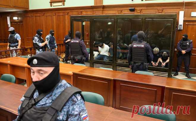 Суд продлил арест фигурантам дела о теракте в «Крокус Сити Холле». Второй Западный окружной военный суд продлил арест фигурантам дела о теракте в подмосковном концертном зале «Крокус Сити Холл» на шесть месяцев, до 7 января 2026 года.