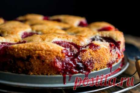 Original Plum Torte Recipe The Times published Marian Burros’s recipe for Plum Torte every September from 1983 until 1989, when the editors determined that enough was enough The recipe was to be printed for the last time that year “To counter anticipated protests,” Ms