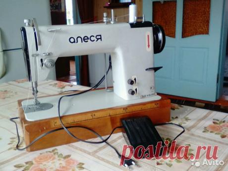 Электрическая швейная машина Алеся Электрическая ножная швейная машина "Алеся". В хорошом состоянии.Цена 3000 руб.,возможен торг