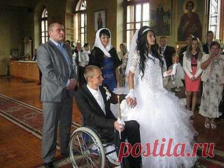 Достойна ли девушка...лайка??