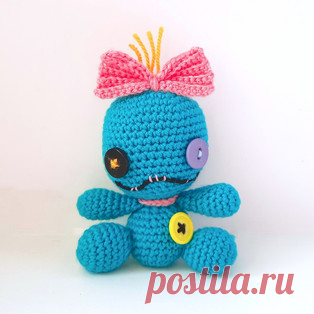 Кукла Скрамп амигуруми. Схемы и описания для вязания игрушек крючком! Бесплатный мастер-класс от @twinspsins по вязанию куклы по имени Скрамп из мультфильма "Лило и Стич". Высота вязаной крючком игрушки примерн…