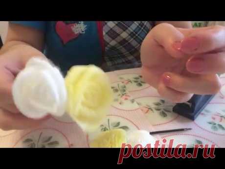 Розы из бумажных салфеток для топиария