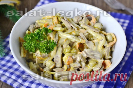 Салат "Обжорка" с печенью, классический рецепт с фото