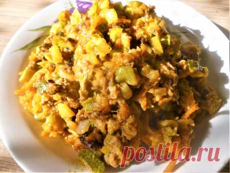 Кабачок "по-флотски". Вкусное горячее блюдо. С фаршем поднадоевшие кабачки вновь съедаются отлично. | Фишки от Аришки. | Яндекс Дзен