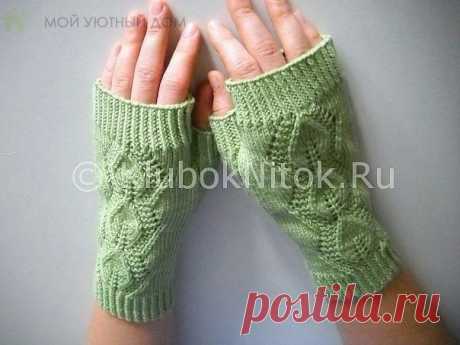 Митенки с листиками