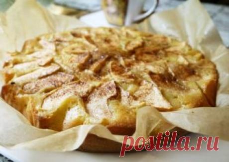 Шарлотка на кефірі: рецепт