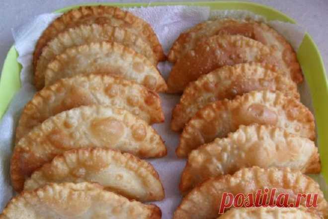 Самые вкусные и сочные чебуреки !