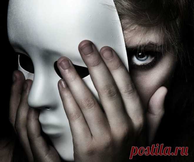 Как появляется синдром самозванца в отношениях? Как с ним бороться? Феномен самозванца может возникнуть у человека, не только в профессиональной сфере. Очень часто подобные чувства возникают и в контексте романтических отношений