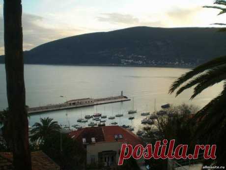 Herceg Novi by night
