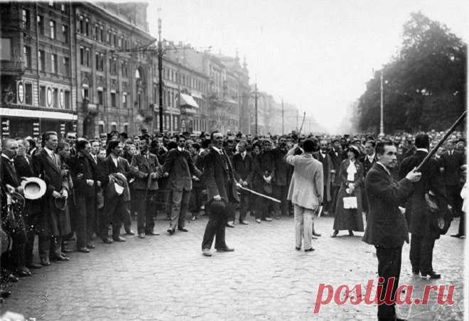 Первая мировая война: ультиматум Сербии, Арденнский лес, штурм Льежа, битва на Марне, штурм Льежа, Большая Берта | История