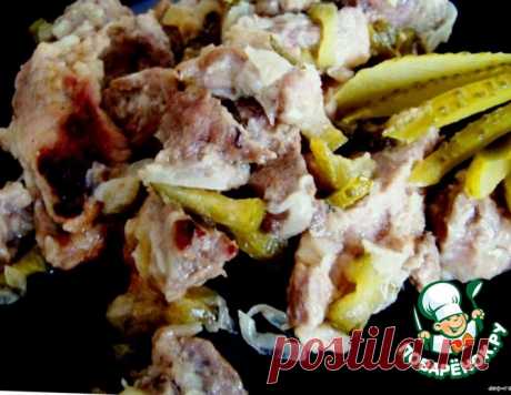 Мясо с солеными огурцами "По-новому" – кулинарный рецепт