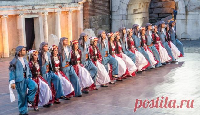 Как выглядит национальный костюм в разных странах мира, 30 фото