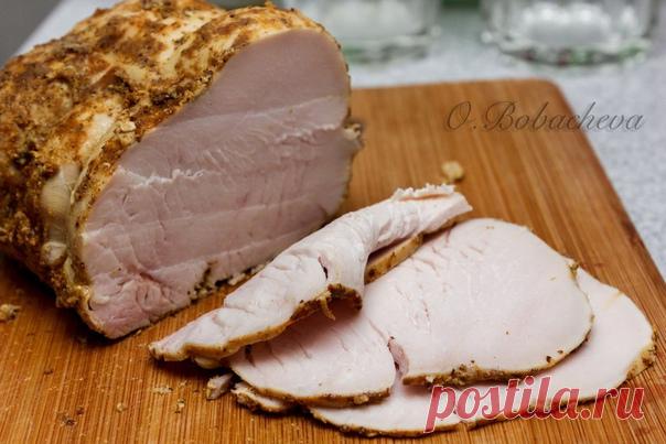 Любите ли вы мясо, так, как люблю его я? 

Сегодня решила поделиться с вами идеальным, просто обалденным рецептом пастромы (если можно так назвать) из филе грудки индейки. 
Весь секрет в маринадеи в кратковременном запекании при высокой температуре. 
Я поняла, что готовлю это мясо таким образом уже несколько лет, а вы даже об этом не знаете - не простительно. 
Показать полностью…