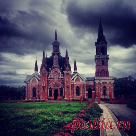 Церковь Знамения Божьей Матери (Знаменская) - главная достопримечательность села Вешаловка в Липецко