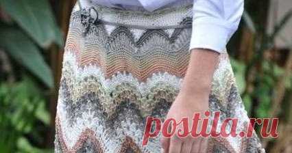 dresses It is a website for handmade creations,with free patterns for croshet and knitting , in many techniques & designs.