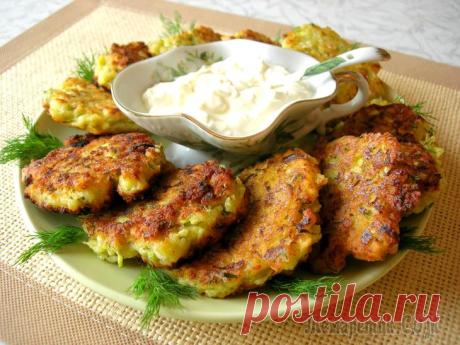 Соленые сырники с кабачком и укропом – вкусный летний завтрак! Вкусный завтрак – это залог хорошего настроения на целый день! Сегодня предлагаю интересный вариант летнего завтрака. Многие из нас любят сырники – вкусное сладкое лакомство из творога, я же хочу позн...