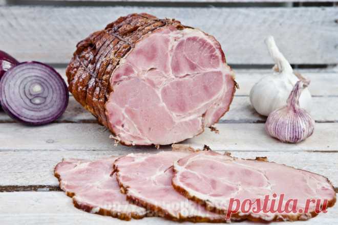 Domowy baleron bez wędzenia. Czas trzymania w marynacie sprawia, że jest wyjątkowo kruchy i smaczny - PrzyslijPrzepis.pl