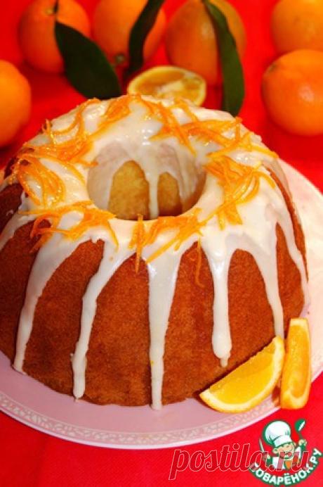 Апельсиновый кекс - Масло сливочное (мягкое) — 250 г
Яйцо куриное — 4 шт
Сахар тростниковый (+ 1 ст.л. для цукатов) — 200 г
Апельсин (среднего размера) — 2 шт
Мука — 200 г
Крахмал кукурузный — 50 г
Мука миндальная — 50 г
Сахарная пудра — 150 г
Сок лимонный — 3 ст. л.
Разрыхлитель теста — 2 ч. л.