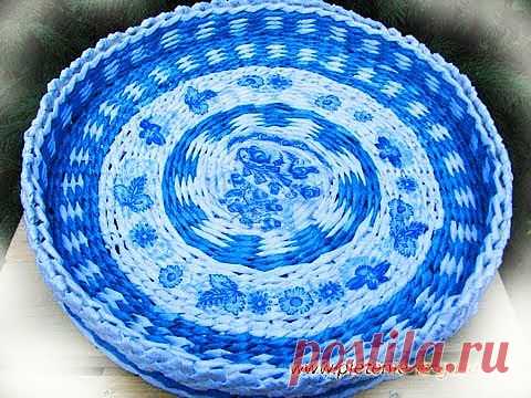 Воздушная корзинка из бумажных трубочек.