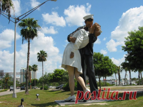 Удивительные памятники, которые делают мир добрее / Туристический спутник