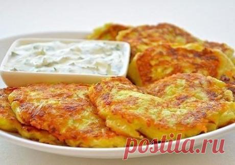 Оладьи из кабачков с сыром и чесноком