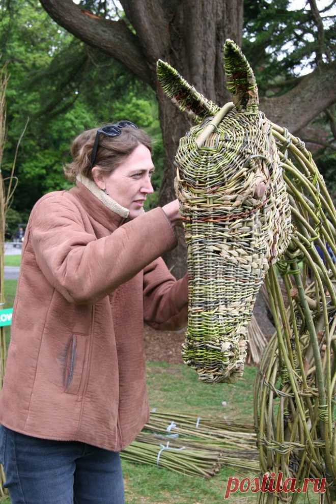 Panoramio - Photo of Willow Weaving at the National Country Fair, Emo Court, Portlaoise, County Laoise, Ireland