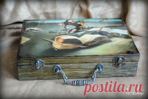 Декупаж - Сайт любителей декупажа - DCPG.RU | Чемоданчик для бумаг "Дали"