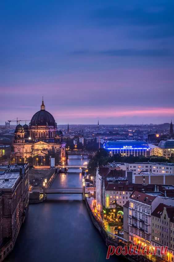 ღღ Berliner Dom - Spreeabwärts by Tom Kpunkt ~~~ The Cathedral of Berlin is the largest church in the city, and it serves as a vital center for the Protestant church of Germany.  |  Pinterest • Всемирный каталог идей