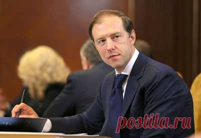 Мантуров поручил Минпромторгу проработать создание индустриального парка в ЛНР. Первый вице-премьер РФ также в ходе поездки в регион посетил предприятие "Юнис"