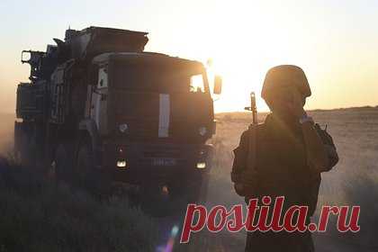 ВС России поразили артиллерийскую установку благодаря подпольщикам в Херсоне. Губернатор Херсонской области Владимир Сальдо рассказал, что благодаря переданным данным от подпольной организации «Русский Херсон» Вооруженным силам Российской Федерации удалось нанести удары по артиллерийской установке и группе операторов БПЛА Вооруженных сил Украины на правом берегу Днепра.