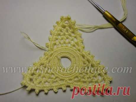 Присцилла - мотив Трилистник