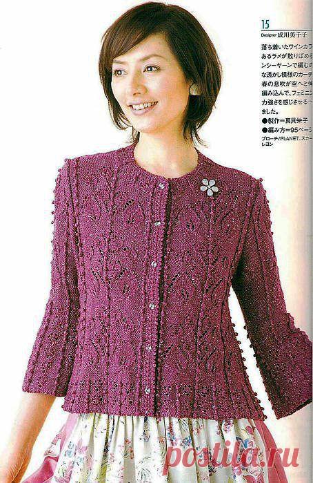 Жакетик с растительным узором.