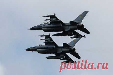 Российских зенитчиков научили уничтожать F-16