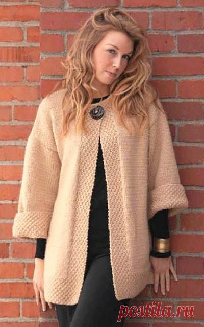 ЭЛЕГАНТНЫЙ КАРДИГАН

Модель из журнала Dolce Handknitt 2010 г. Перевод: LoveKnitting. ru

Простой и в то же время стильный кардиган прямого силуэта прекрасно согреет вас в прохладную погоду.

Размер:  M/L/XL/XXL/3XL/4XL/5XL

ВАМ ПОНАДОБИТСЯ

1000/1050/1150/1200/1300/1450/1550 г пряжи песочного цвета (50% альпака, 50% шерсти, 46 м/50 г);
спицы № 6,5;
крючок № 6;
1 пуговица диаметром 50 мм.
УЗОРЫ

Крупный жемчужный узор: см. Азы;

Лицевая гладь: лиц. р. – лиц. п., изн. р. – ...