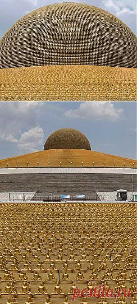Храм Wat Dhammakaya и миллион золотых статуэток!
