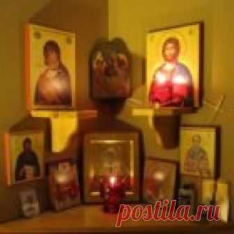 Что делать, если падает икона сама по себе? 

Икона (образ) – это изображение лиц или церковных исторических событий, предмет почитания у православных и католиков, на них иконописцы красиво изображают Иисуса Христа, Богородицу, Ангела-Хранителя…
