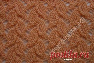 Красивый ажурный узор спицами.