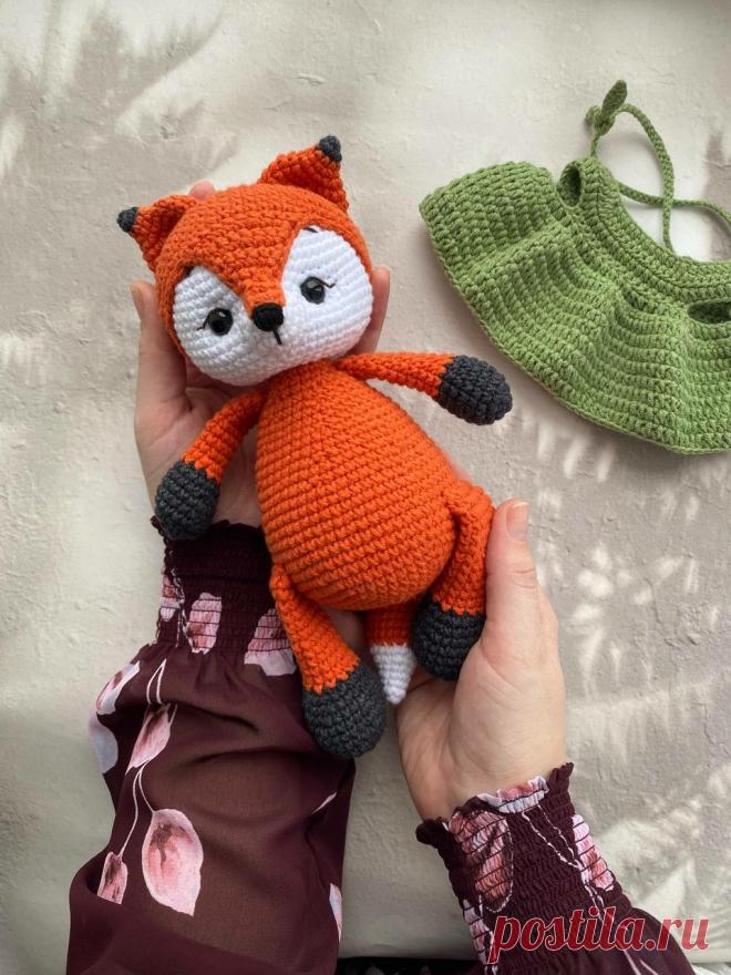 PDF Лисичка крючком. FREE crochet pattern; Аmigurumi toy patterns. Амигуруми схемы и описания на русском. Вязаные игрушки и поделки своими руками #amimore - лиса, лисица, лисёнок, лисичка из обычной пряжи.