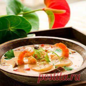 Похлебка с креветками и морскими гребешками  – супы