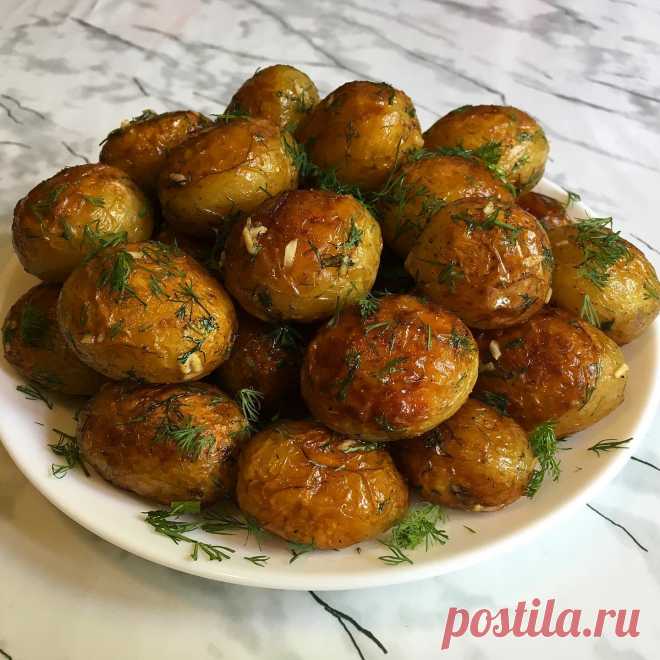молодой картофель в духовке